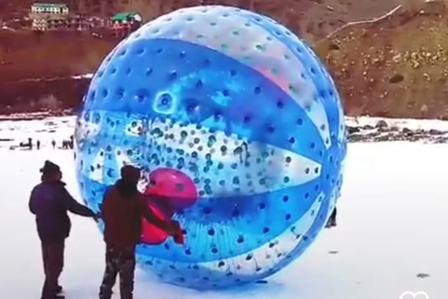 Zorbing ball in Manali || Himachal Pradesh